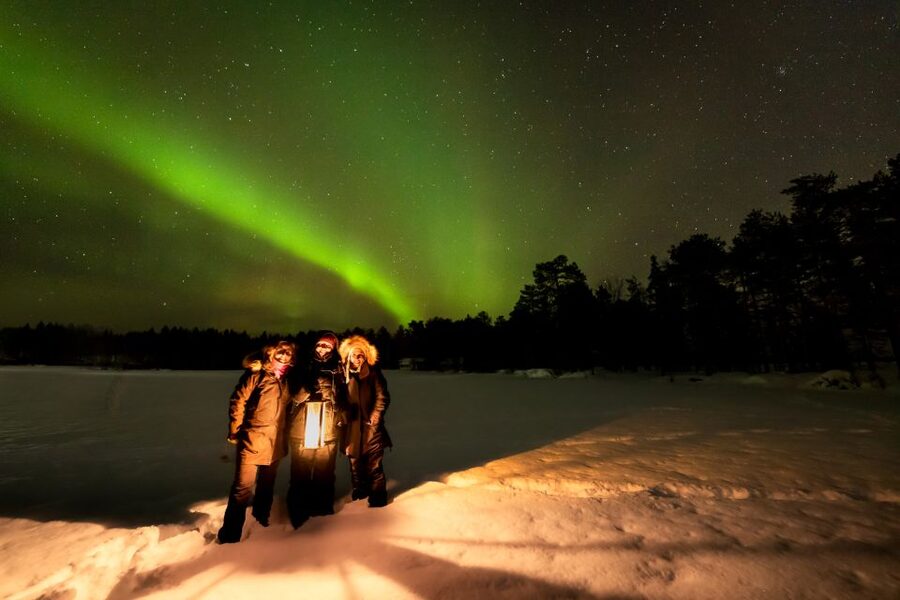 Levi: Northern Lights Tour by Minivan - The Auroral Hunting Plan: Why You Stop More Than Once