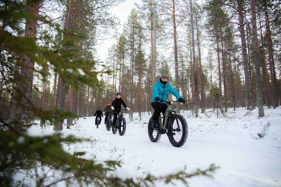 Levi: Reindeer Farm E-Fatbike Safari - Warm-up to start: what to wear and how to stay comfortable
