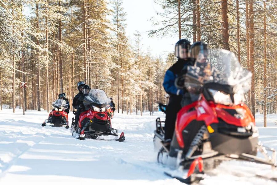 Levi: Snowmobile Safari to the Levi Nature - Where You Start in Levi (Myllyjoentie 2) and What the First 5 Minutes Feel Like