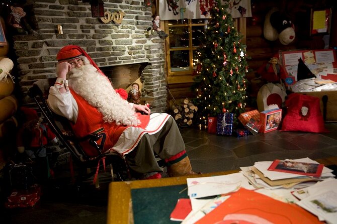 Meet Santa Claus & Santa's Reindeer Ride & Greet Huskies - Santa meeting in his office, plus elf greetings