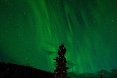 Northern lights hunting by minibus