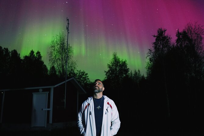 Northern lights hunting photo tour with bbq; small groups - Rovaniemi at night: what this 8:30 pm plan really feels like