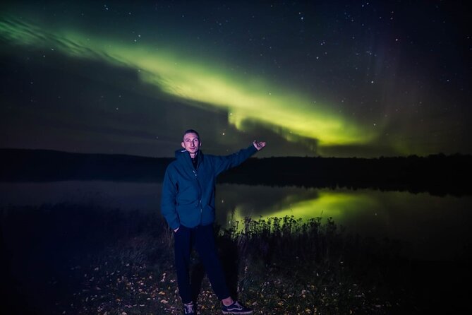 Northern lights hunting photo tour with bbq; small groups - Who should book this, and who should skip it