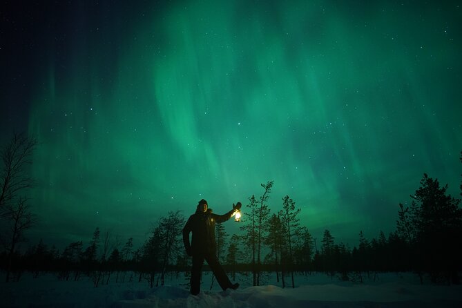 Northern Lights Hunting Photography Tour in Rovaniemi Finland - 8:00 pm Start and a Real 6 to 8 Hour Night