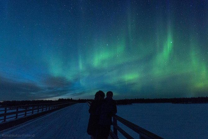 Northern lights hunting with car - How the guide tries to improve your odds with forecasts and sky data