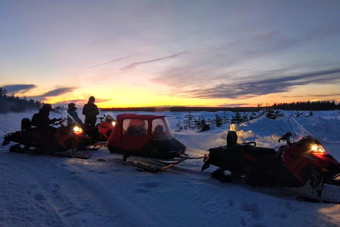 Northern Lights Night by Snowmobile (private tour) - Rovaniemi at Night: What the 7:30 pm Timing Buys You
