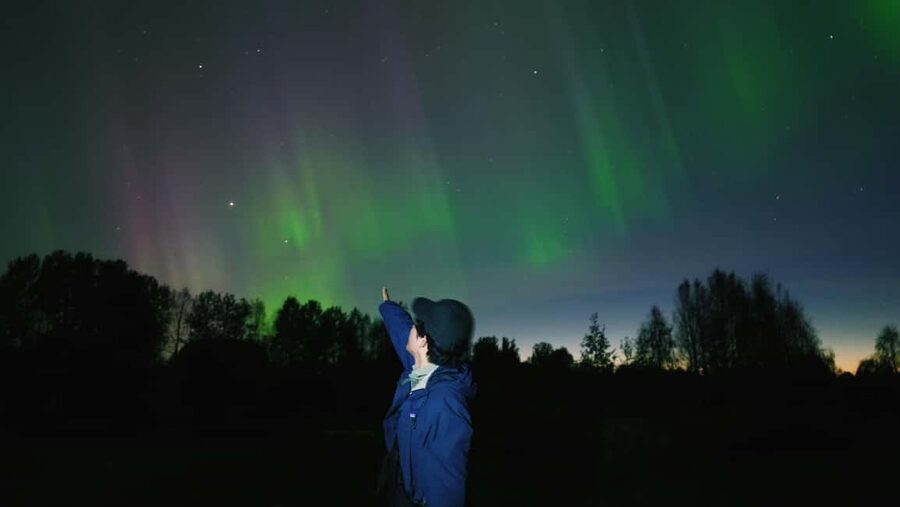 Northern Lights photography tour with BBQ - When the aurora appears, how the photo part works