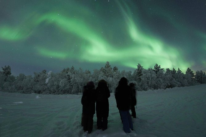 Northern Lights Tour with BBQ and drinks - Your guide, from Brandon to photo tips you can actually use