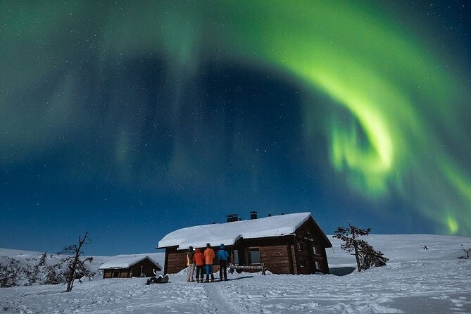 Private Group: Northern Lights Hunt 4x4 SUV with Aurora guarantee - Timing, duration, and comfort: how to prepare for the cold