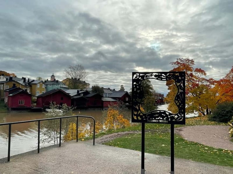 Private Medieval Porvoo by Car from Helsinki - Walking Old Porvoo on uneven streets, what the 2.5 hours feels like