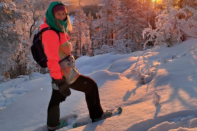 Private Snowshoeing in Levi - The hot drinks and cookies stop, and why timing matters
