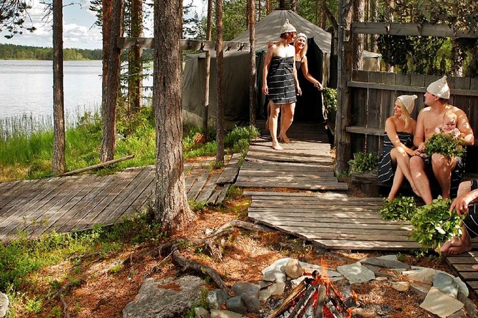Private Traditional Lakeside Sauna with Midnight Sun - The private traditional Finnish sauna: about 1 hour that feels like the main event