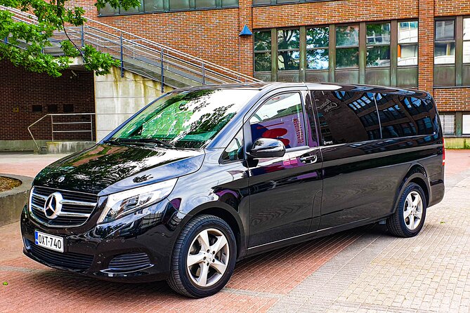 Private VIP Transfer from or to Helsinki Airport - The ride experience: quiet comfort and real-time connectivity