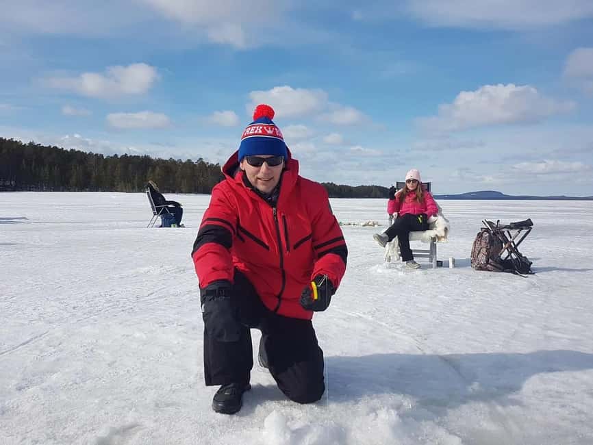 Pyhä: Ice Fishing Experience at Frozen Lake - Duration and group vibe: short, guided, and beginner friendly