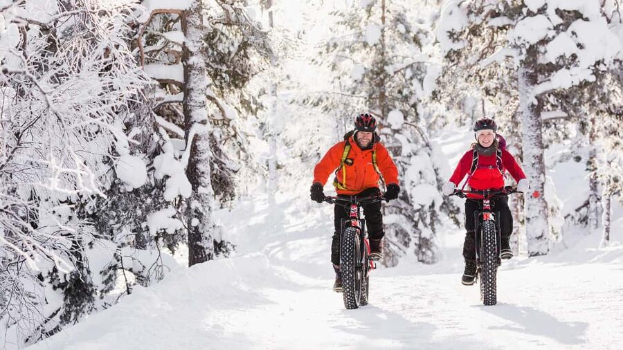 Pyhätunturi: Electric Fatbike Tour in Finnish Lapland - Where You Meet: Bliss Adventure by the Naava Visitor Centre