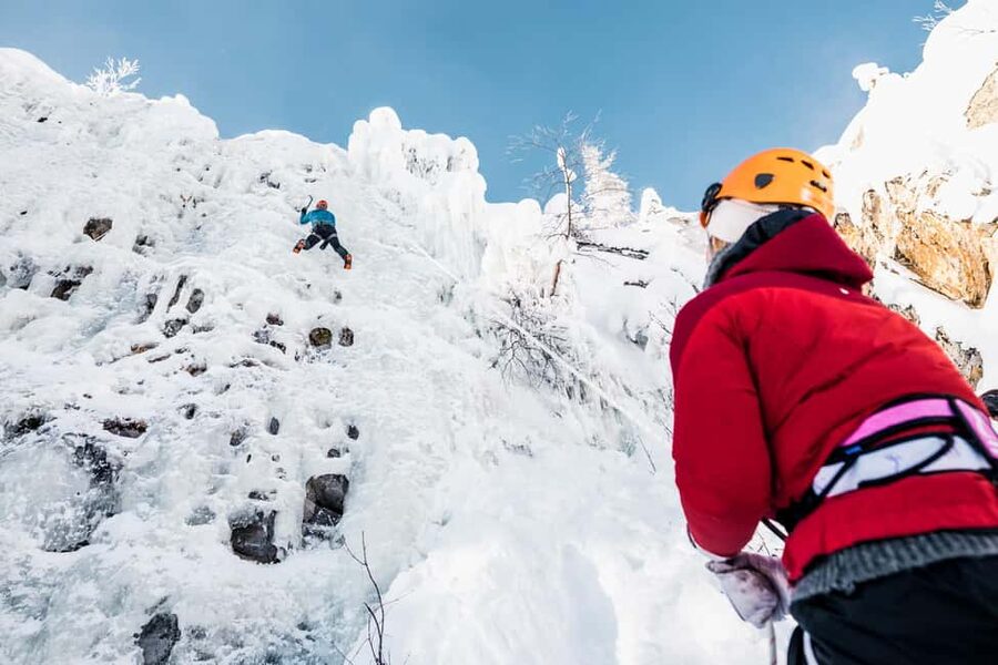 Pyhätunturi: Try Ice Climbing in Finnish Lapland - The Winter Walk to the Ice: Short, Scenic, and Purposeful