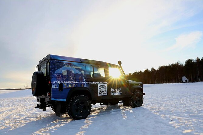 Ranua Zoo Tour VIP Car (private service) - Private VIP Car From Rovaniemi, Built for a Stress-Free Arctic Day