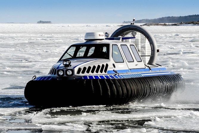 Redrib Ice Experience - Hovercraft ride versus ice-breaking boat: why your day changes with conditions