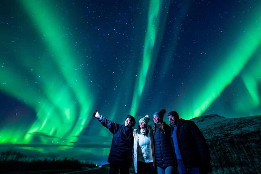 Rovaniemi:%100 Money Back Guarantee Northern Lights Hunting - Entering Lapland From Rovaniemi Without the Stress