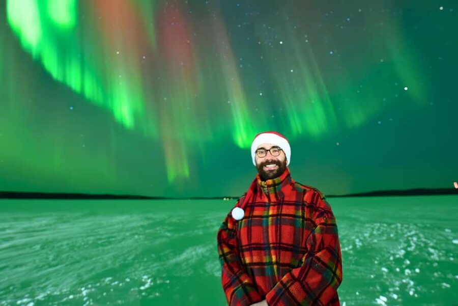 Rovaniemi:%100 Money Back Guarantee Northern Lights Hunting - The Heated VIP Minivan: Comfort That Actually Helps You See