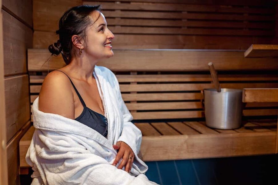 Rovaniemi: Arctic SnowHotel Tour and Snow Sauna Experience - Finnish Sauna and Outdoor Jacuzzi: The Recovery Part You Will Appreciate Later