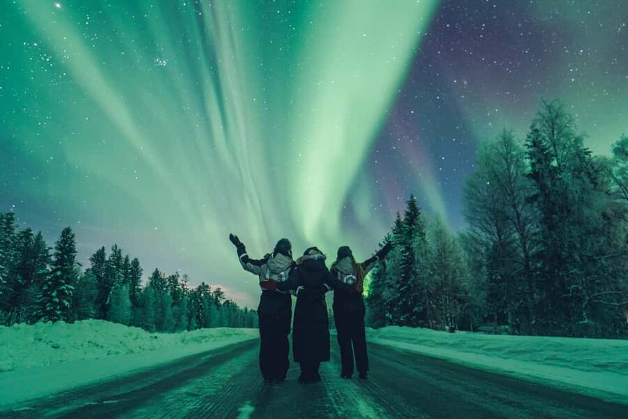 Rovaniemi: Best & Original Aurora Experience with Pro Photos - Key points before you go