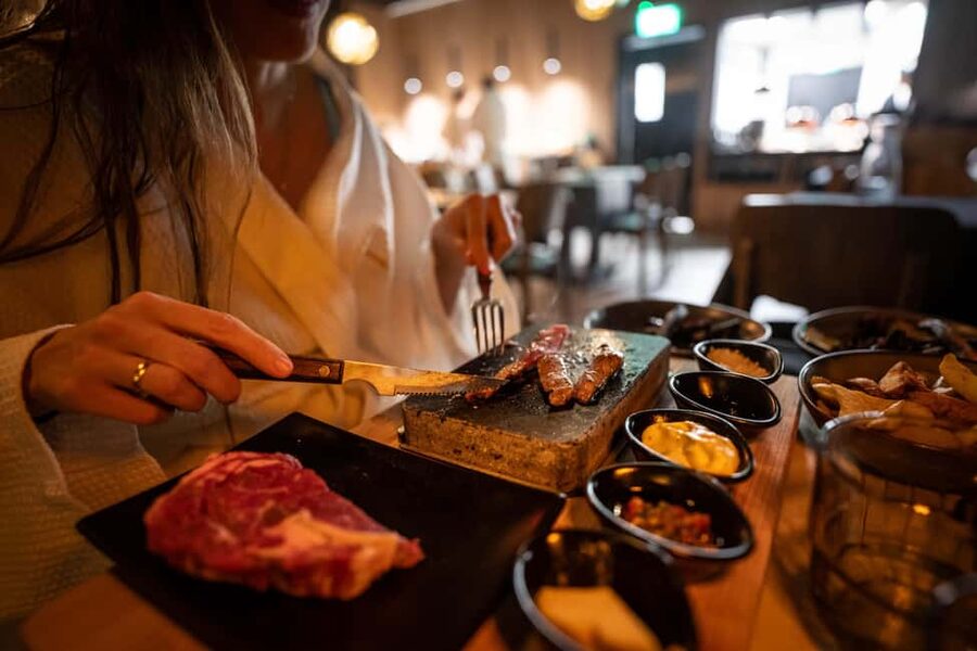 Rovaniemi: Forest Spa, Outdoor hot tubs and bathrobe dinner - Outdoor hot tubs in the Arctic forest: the warmth-break you’ll remember