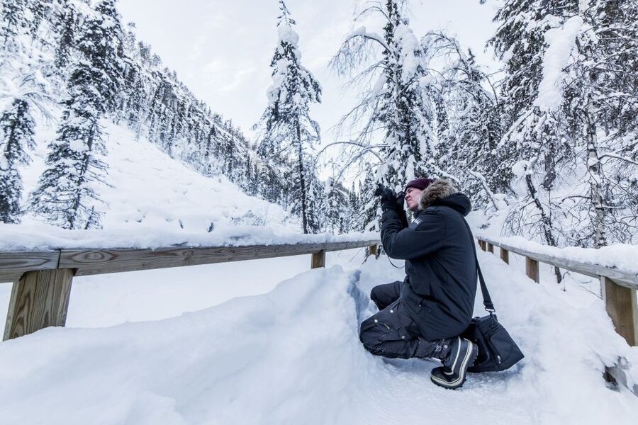 Rovaniemi: Frozen Waterfalls of Korouoma Canyon & Pro Photos - Winter clothing, boots, and traction: what’s included and what to expect