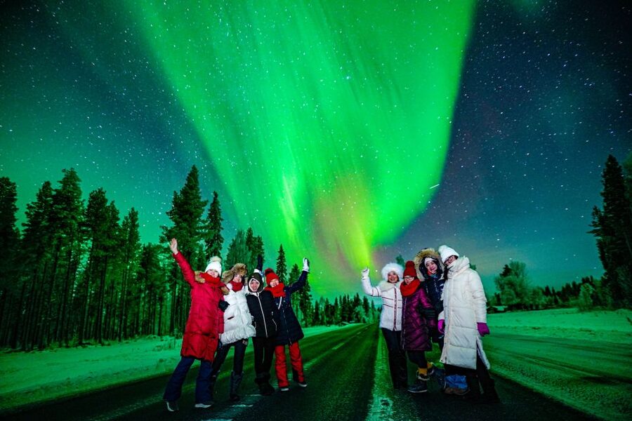 Rovaniemi: Guaranteed Northern Lights Hunting Adventure - What the Cold-Weather Gear and Snacks Mean for Your Comfort
