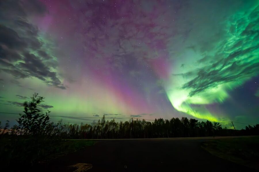 Rovaniemi: Guaranteed Ultimate Aurora Hunt with Photographer - Entering The Aurora Zone From Rovaniemi