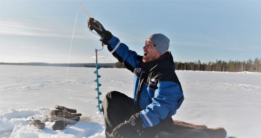 Rovaniemi: Ice-Fishing like a Finn - The Timeline on the Ice: Drill, Drop, Wait