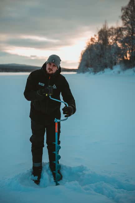 Rovaniemi: Ice Fishing The Finnish Way - The 90 minutes that actually feel like a real outing
