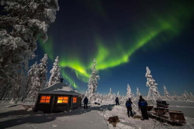 Lakeside Private Sauna with Aurora Borealis