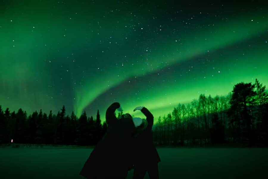 Rovaniemi: Northern Lights Photography Tour & BBQ - The aurora chase plan: why 10 to 60 miles matters