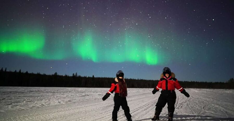 Rovaniemi: Northern Lights Sleigh Ride - Meeting point and gear: the start of your Arctic night