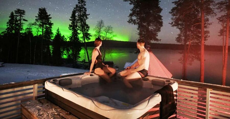 Rovaniemi: Northern Lights Trip with Arctic Sauna & Jacuzzi - Key things that make this Rovaniemi trip memorable