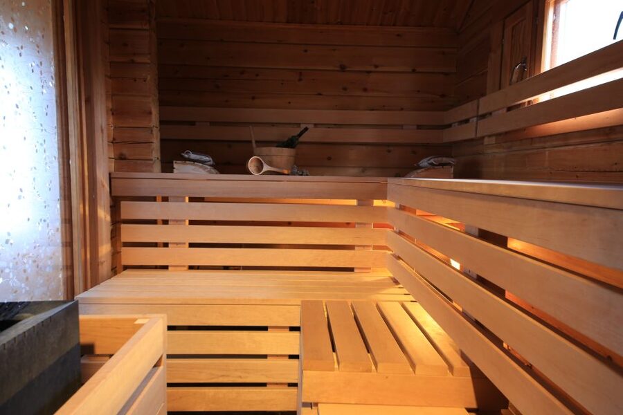 Rovaniemi: Private Sauna, Jacuzzi and Dinner - The Finnish Sauna Rhythm: Heat, Rest, Repeat