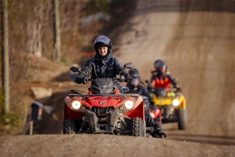 Rovaniemi: Quad Bike Safari, Reindeer & Husky Farm Visit - Sleigh ride chances with reindeer and huskies, and how snow changes plans