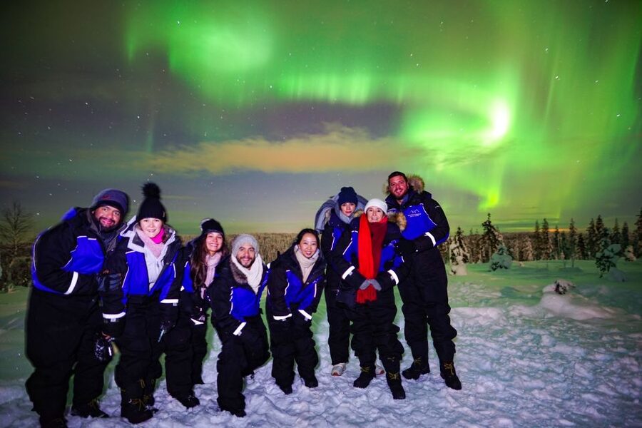 Rovaniemi: Small-Group Northern Lights Wilderness Tour - Northern Lights reality check: weather, forecast limits, and staying ready