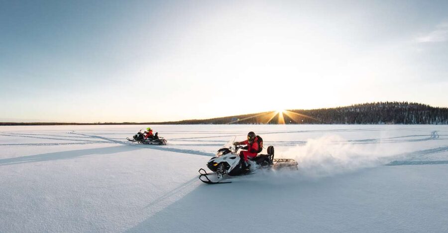Rovaniemi: Snowmobile and Ice Fishing Adventure with Lunch - Snowmobile driving: what the route really feels like