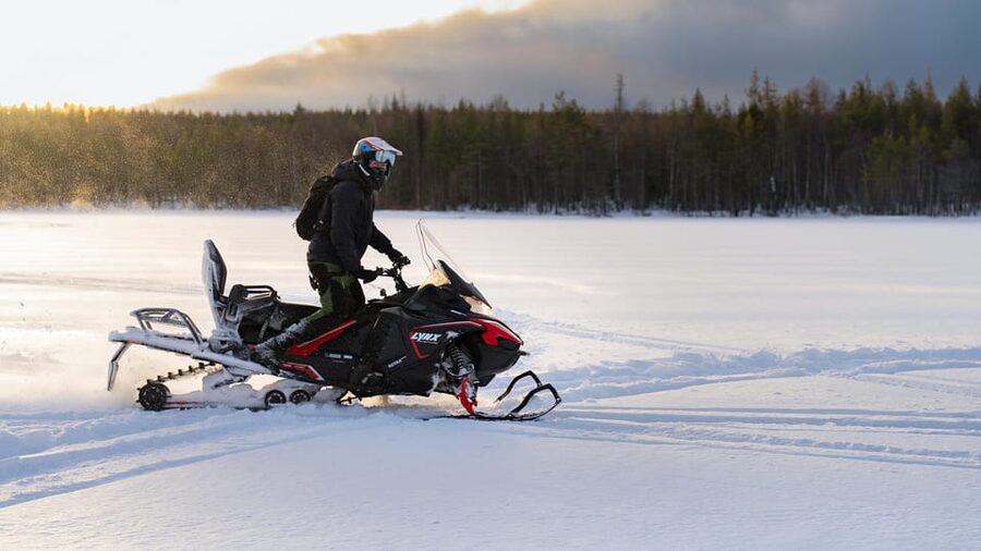 Rovaniemi: Snowmobile Safari, Reindeer & Husky Sleigh Ride - Guides, Photo Stops, and the Human Touch That Makes It Feel Worth It