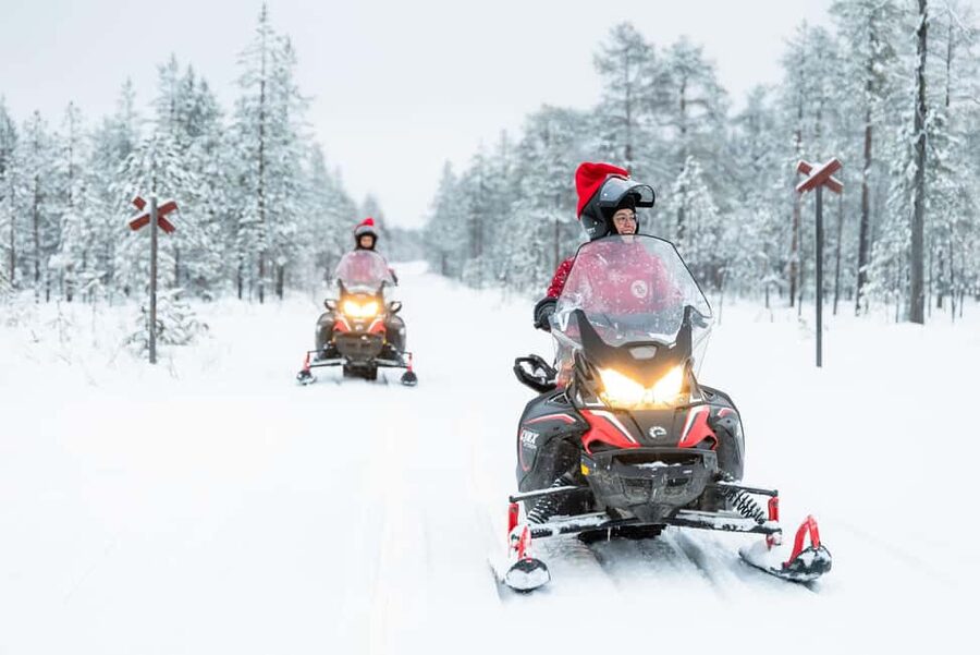 Rovaniemi: Snowmobile Safari with Santa's Elves - Safety first, then about 45 minutes of trail riding