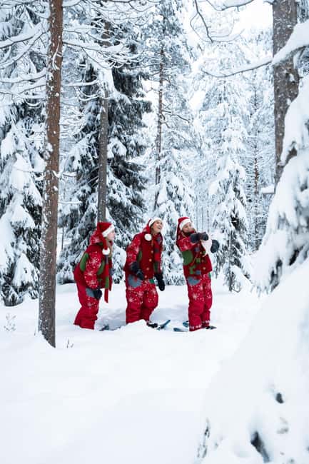 Rovaniemi: Snowshoe walk with Santa's cheerful Elf - The Elf suite add-on: photos, costumes, and extra Christmas fun