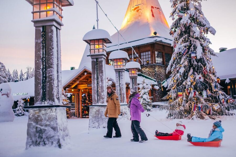 Rovaniemi: Tour to Santa Claus Village with Hotel pick up - Santa Claus Village: Your Free Time for the Real Santa Moment