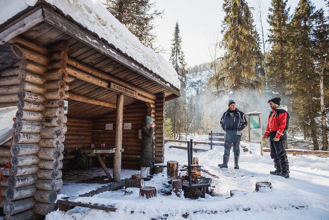 Rovaniemi - Visit to The Frozen Waterfalls of Korouoma - The Korouoma ice trail: what the walk is like and how the footing works
