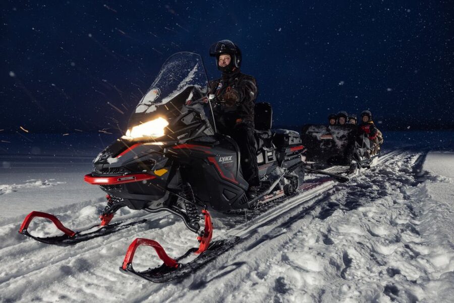 Ruka: Starlight sledging to search for Northern Lights - Why Starlight Sledging Feels Different Than a Bus Tour
