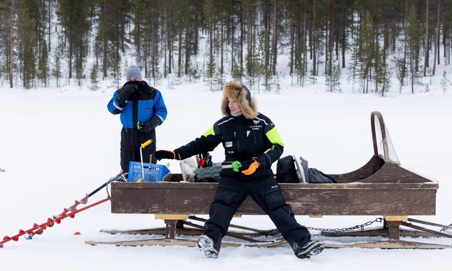 Saariselkä: Ice Fishing Safari by Snowmobile - Reaching the Frozen Lake: Where Ice Fishing Starts to Make Sense