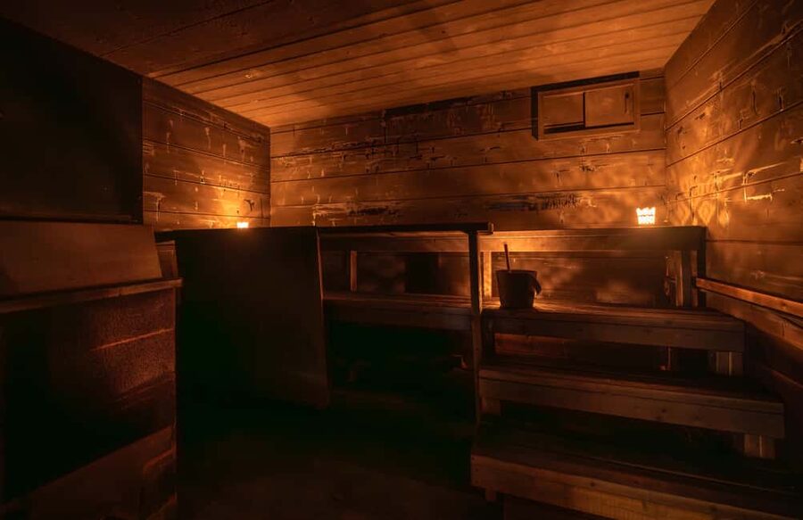 Saariselkä: Kuukkeli Saunaworld (Smoke Sauna) - Smoke Sauna in Saariselkä Feels Like a Local Ritual