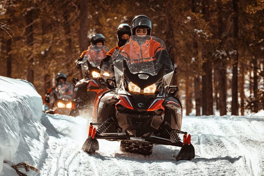 Saariselkä: Snowmobile Ride with Hot Drinks - Saariselkä snowmobile basics: what you do in 2 hours