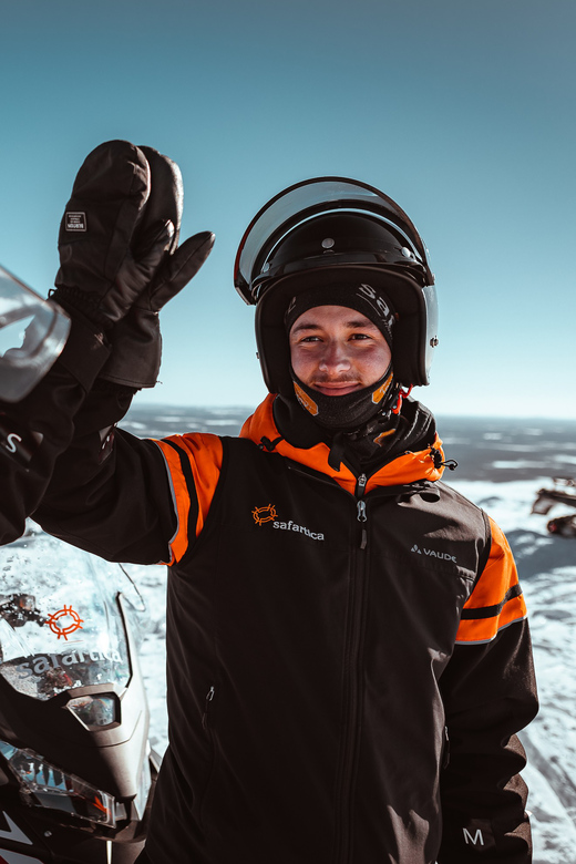 Saariselkä: Snowmobile Ride with Hot Drinks - Rules, limits, and who should be cautious
